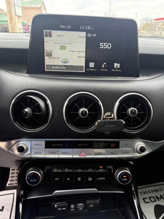 2018 Kia Stinger - Image 9 of 14