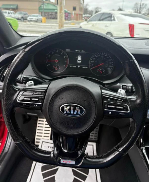 2018 Kia Stinger - Image 7 of 14