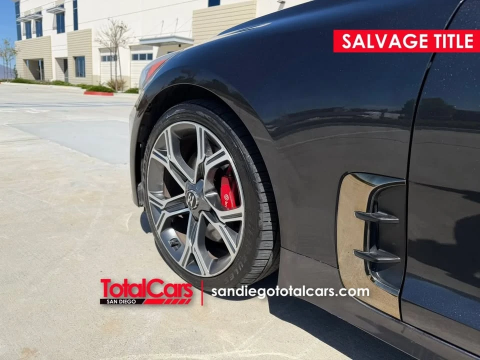 2018 Kia Stinger GT - Image 10 of 20