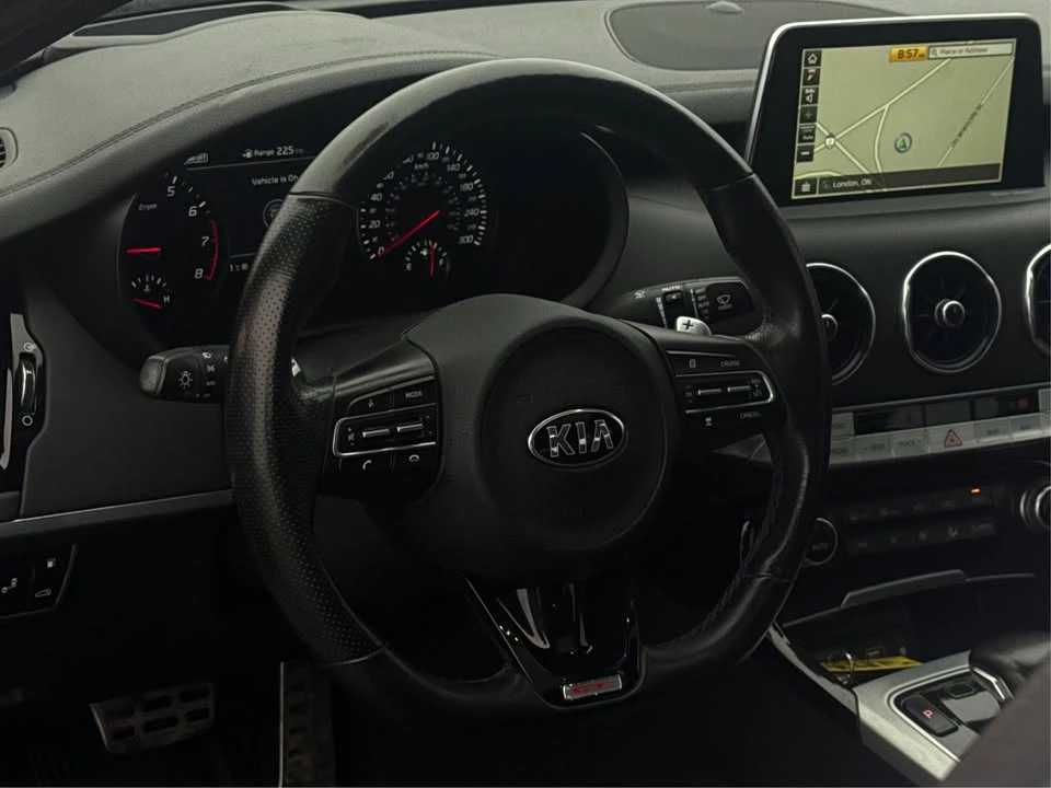 2018 Kia Stinger - Image 16 of 20
