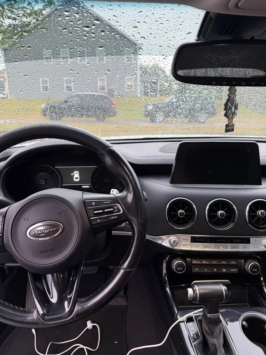 2018 Kia Stinger - Image 6 of 7
