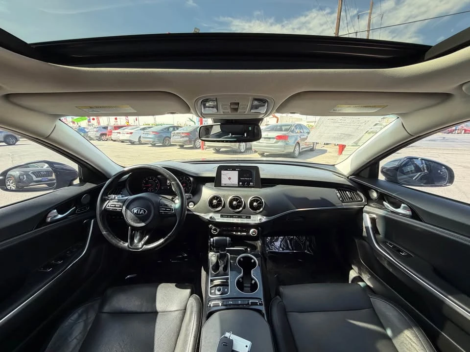 2018 Kia Stinger - Image 6 of 9