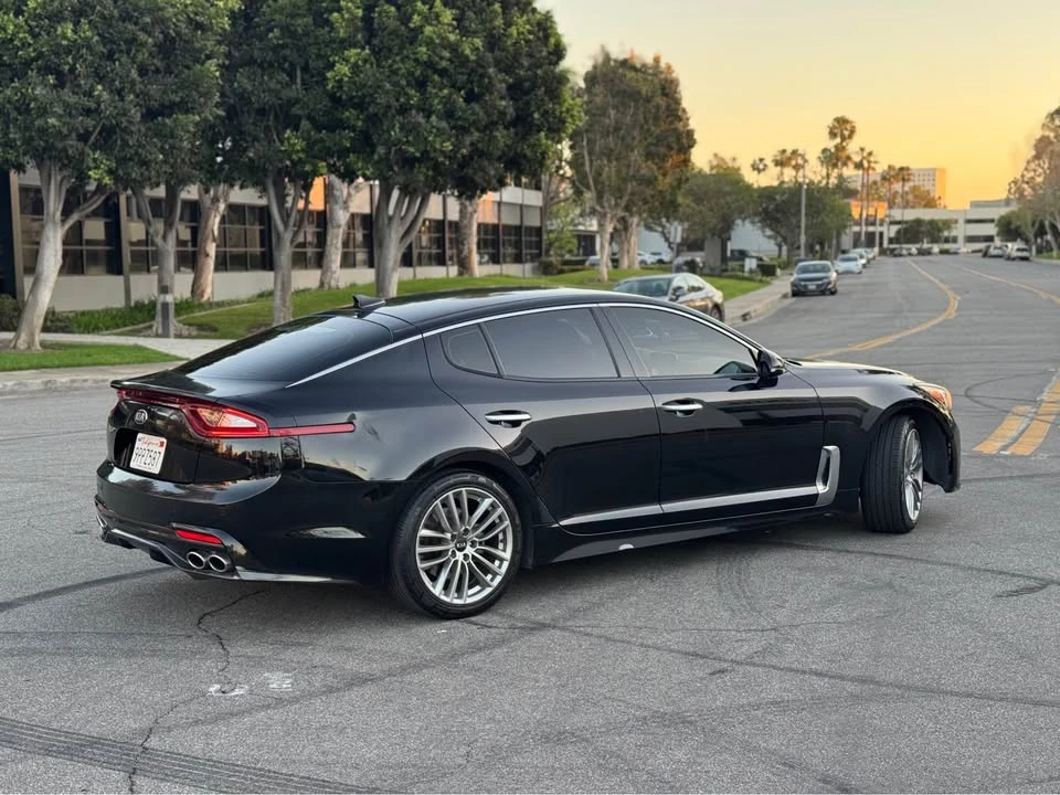 2018 Kia Stinger - Image 7 of 14
