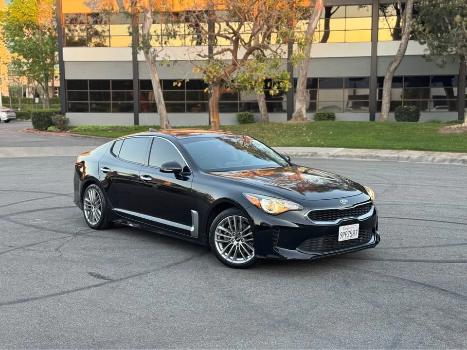 2018 Kia Stinger - Image 3 of 14
