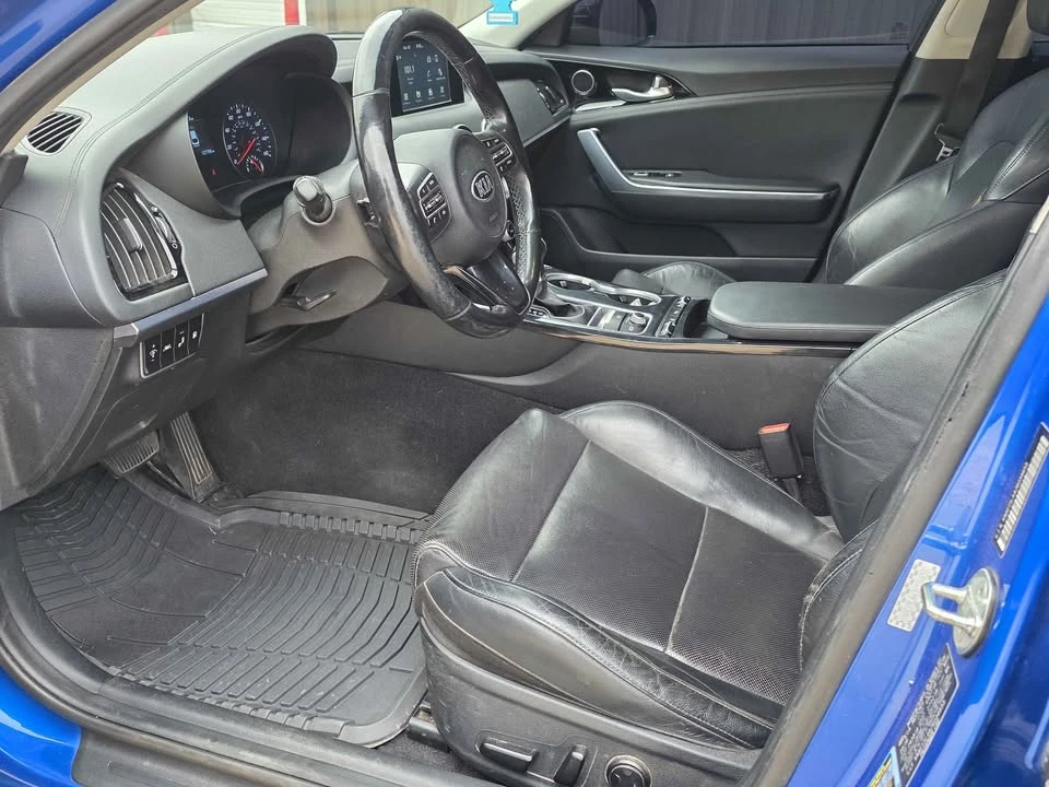 2018 Kia Stinger - Image 16 of 19