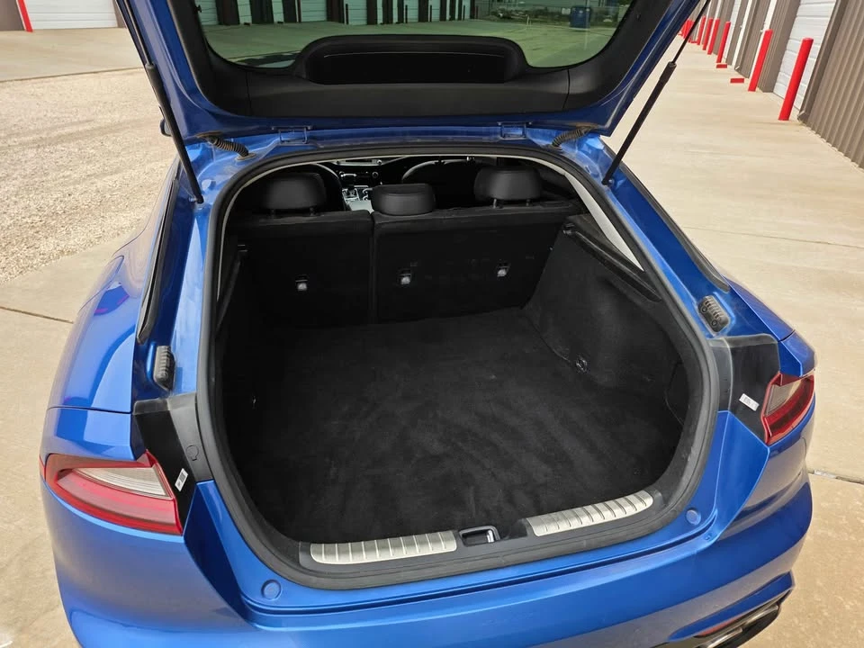 2018 Kia Stinger - Image 5 of 19