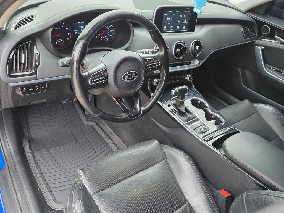2018 Kia Stinger - Image 10 of 19