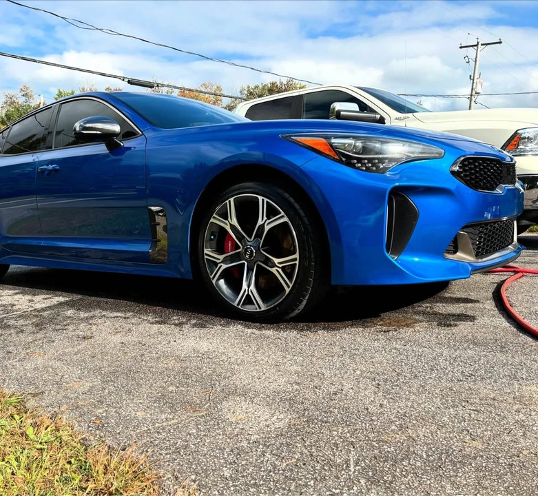 2018 Kia Stinger - Image 2 of 5