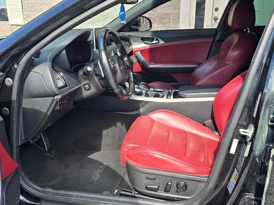 2018 Kia Stinger - Image 13 of 20