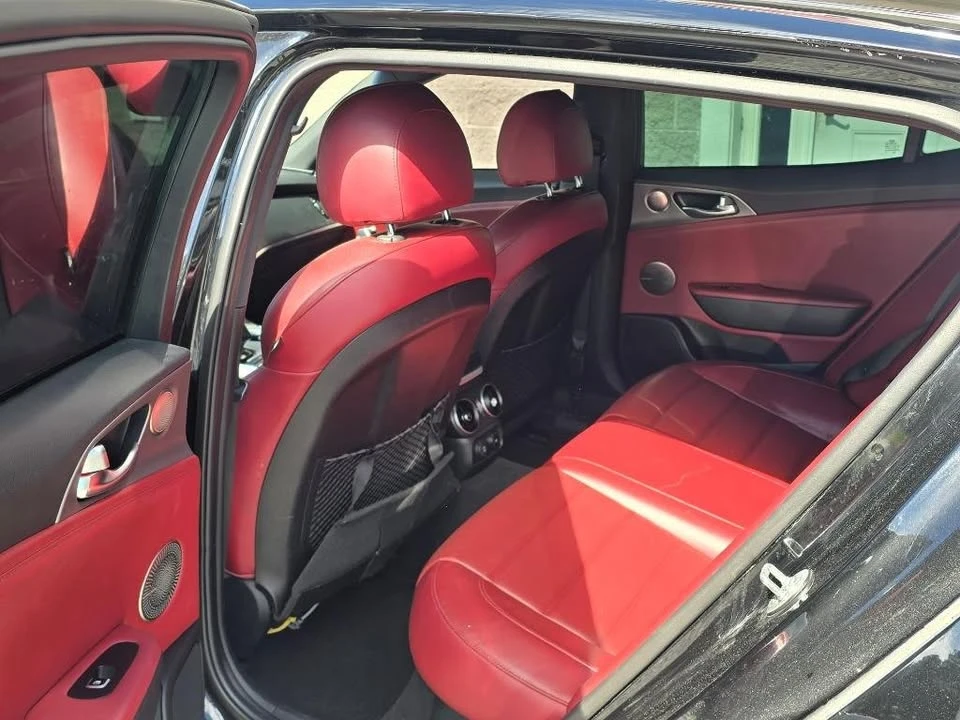 2018 Kia Stinger - Image 8 of 20