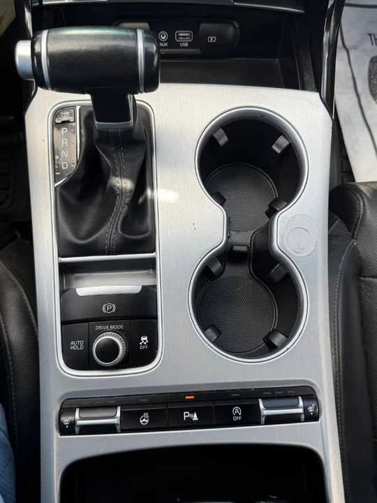 2018 Kia Stinger - Image 13 of 16