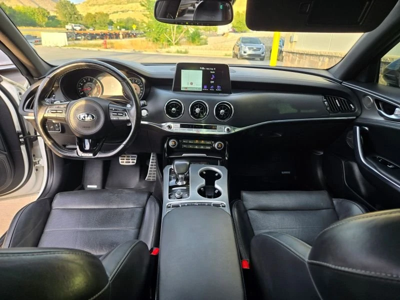 2018 Kia Stinger - Image 13 of 20