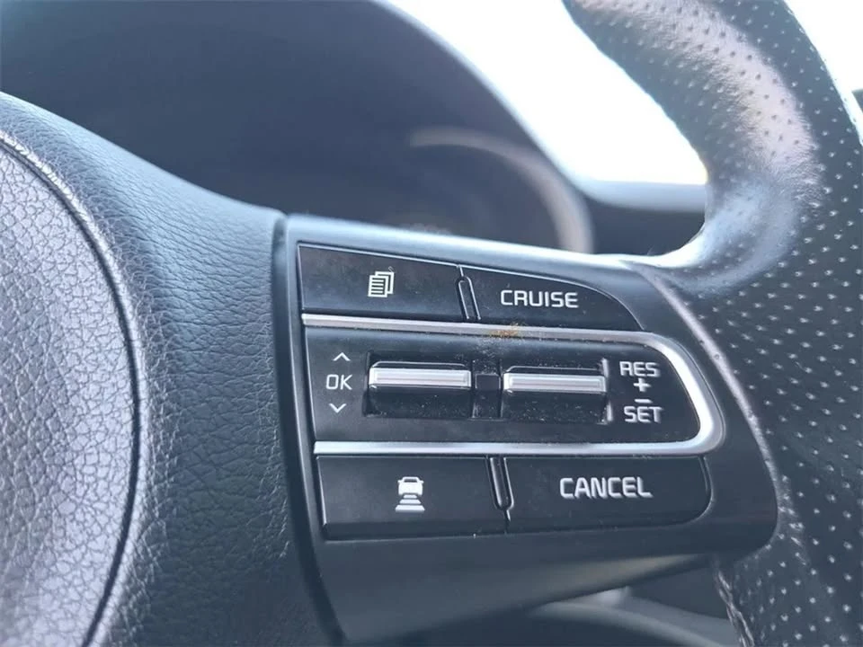 2018 Kia Stinger - Image 10 of 19