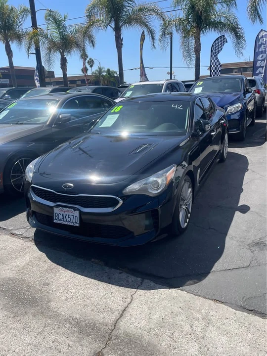 2018 Kia Stinger - Image 2 of 3