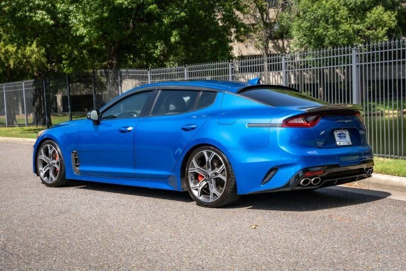 2018 Kia Stinger - Image 8 of 20