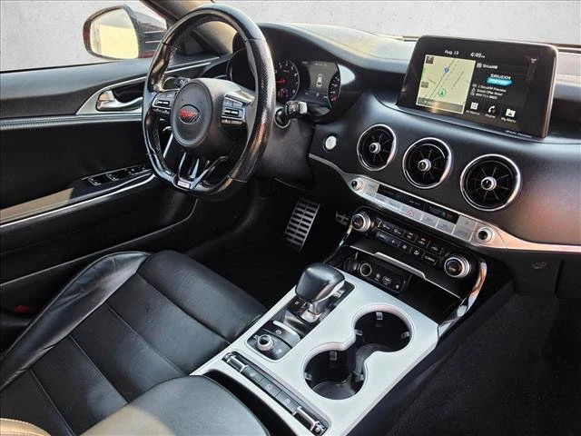 2018 Kia Stinger - Image 10 of 20