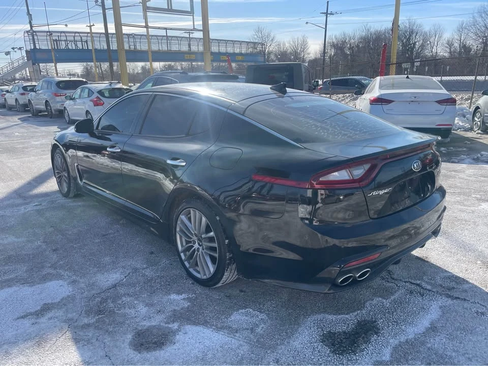 2018 Kia Stinger - Image 5 of 13