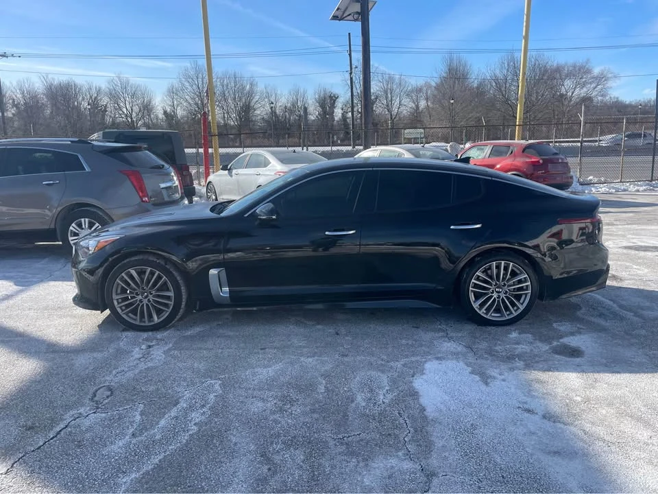 2018 Kia Stinger - Image 12 of 13