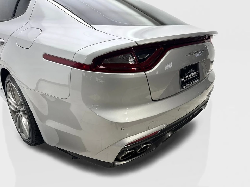 2018 Kia Stinger - Image 19 of 21