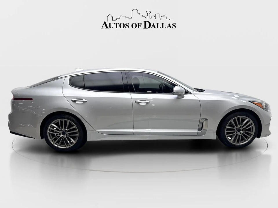2018 Kia Stinger - Image 10 of 21