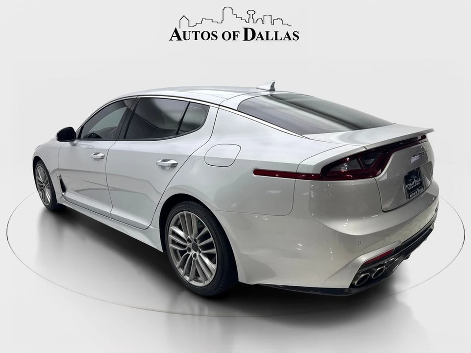 2018 Kia Stinger - Image 9 of 21