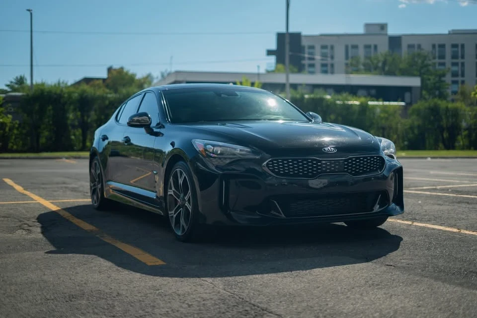2018 Kia Stinger - Image 2 of 12