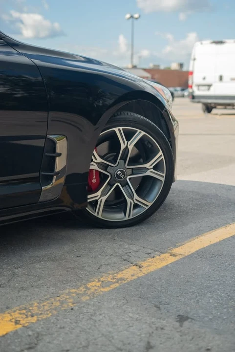 2018 Kia Stinger - Image 6 of 12