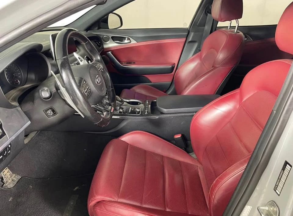 2018 Kia Stinger - Image 2 of 6