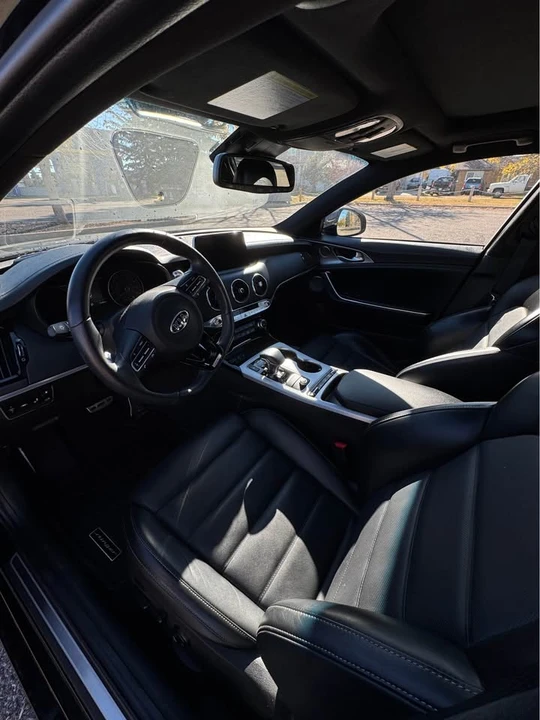 2018 Kia Stinger GT - Image 5 of 19