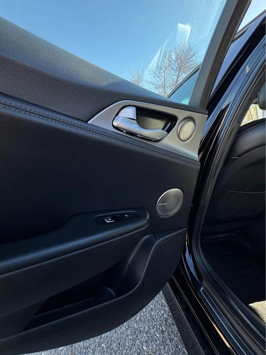 2018 Kia Stinger GT - Image 13 of 19