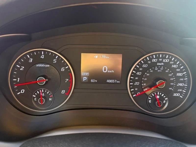2018 Kia Stinger GT - Image 19 of 20
