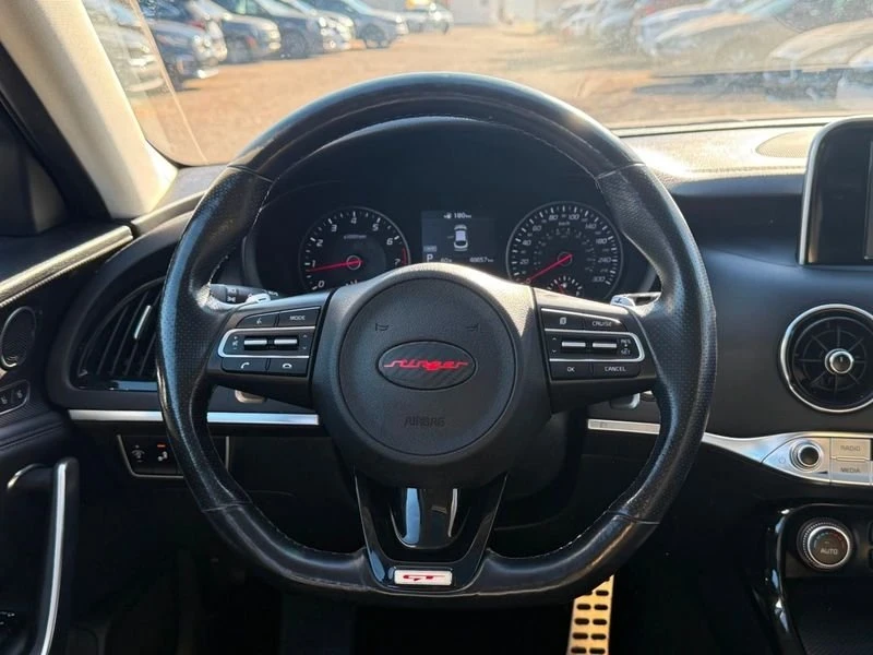 2018 Kia Stinger GT - Image 11 of 20