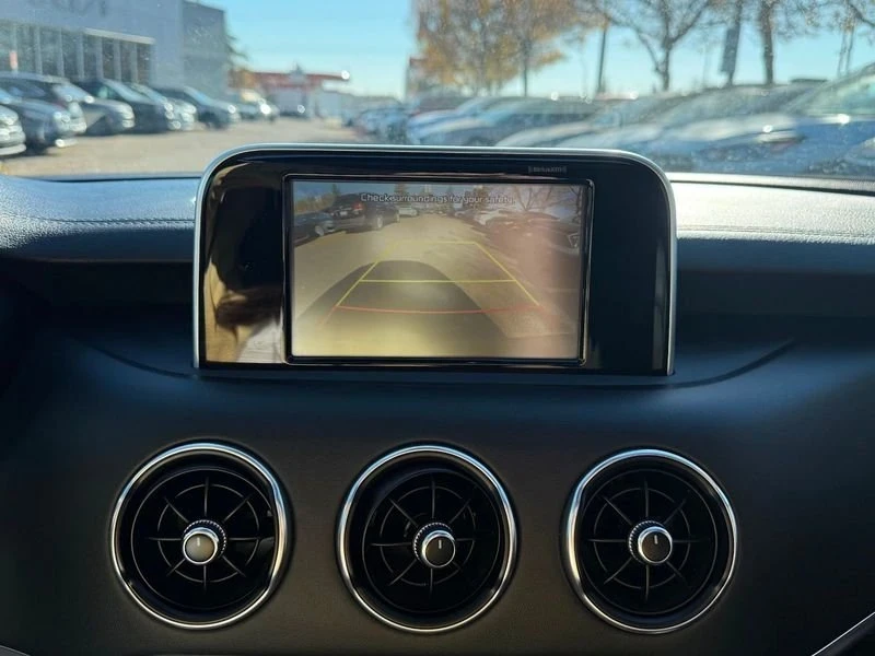 2018 Kia Stinger GT - Image 19 of 20