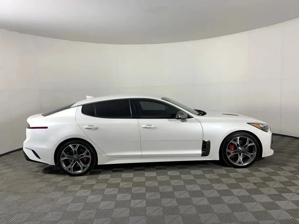 2018 Kia Stinger GT - Image 2 of 17