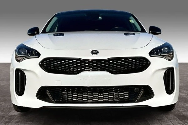 2018 Kia Stinger GT - Image 4 of 12