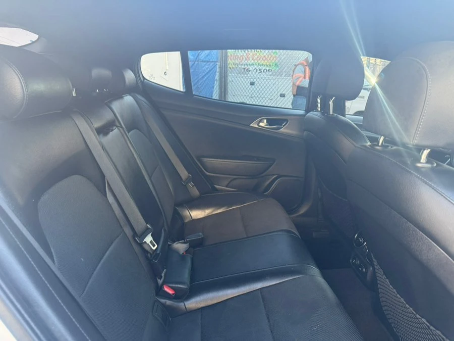 2018 Kia Stinger GT - Image 19 of 20