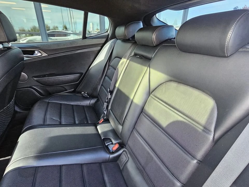 2018 Kia Stinger GT - Image 13 of 20