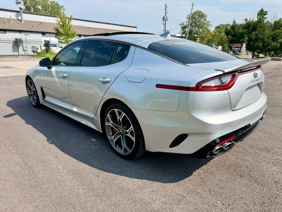 2018 Kia Stinger GT - Image 13 of 20