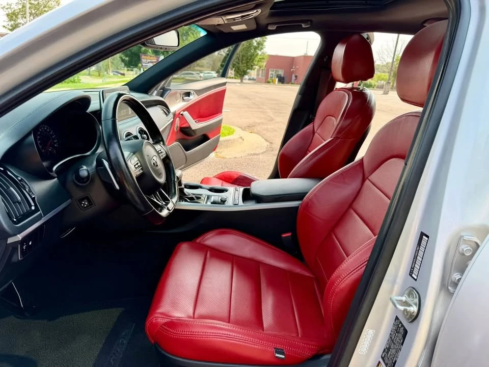 2018 Kia Stinger GT - Image 6 of 20
