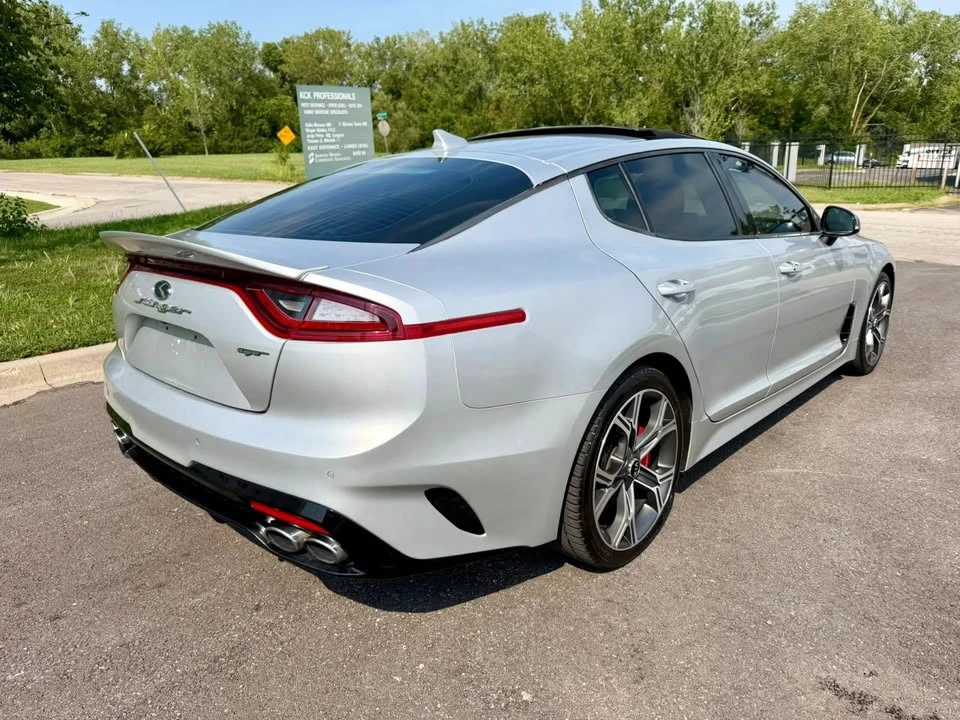2018 Kia Stinger GT - Image 12 of 20