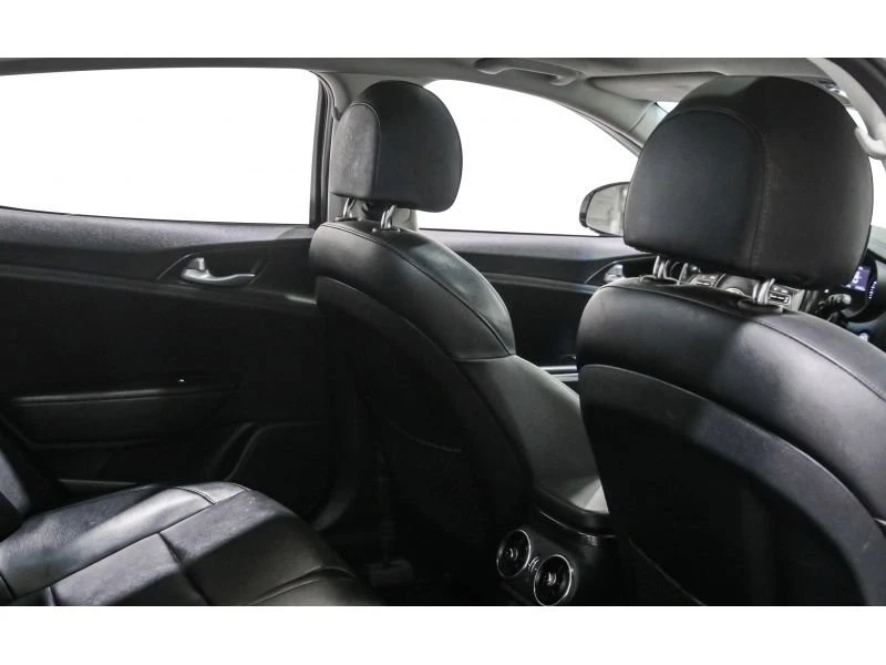 2018 Kia Stinger GT - Image 15 of 15
