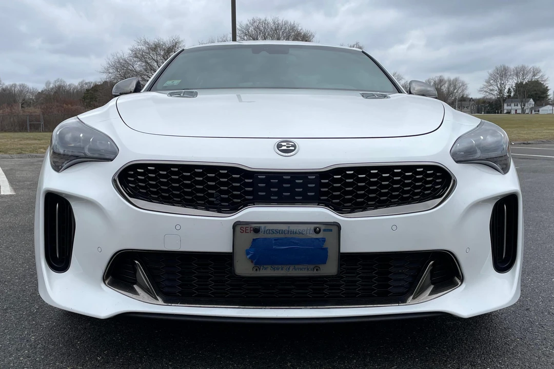 2018 Kia Stinger GT - Image 2 of 31