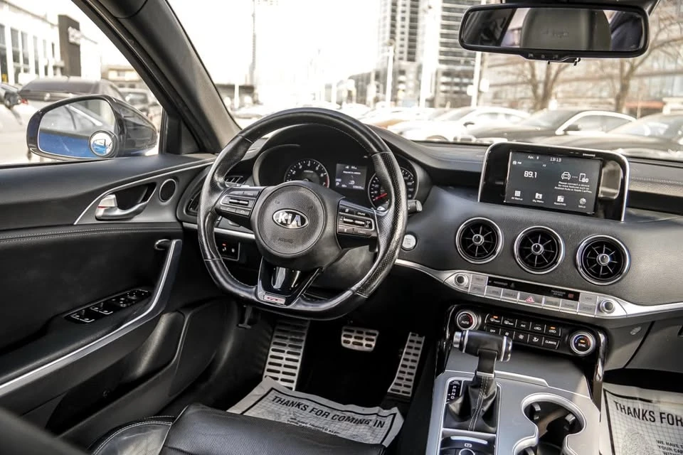 2018 Kia Stinger GT - Image 15 of 20
