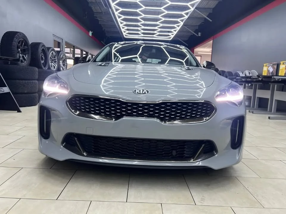 2018 Kia Stinger GT - Image 9 of 20