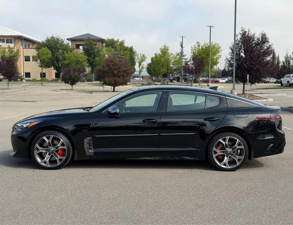 2018 Kia Stinger GT - Image 2 of 19