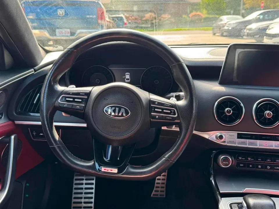 2018 Kia Stinger GT - Image 14 of 20