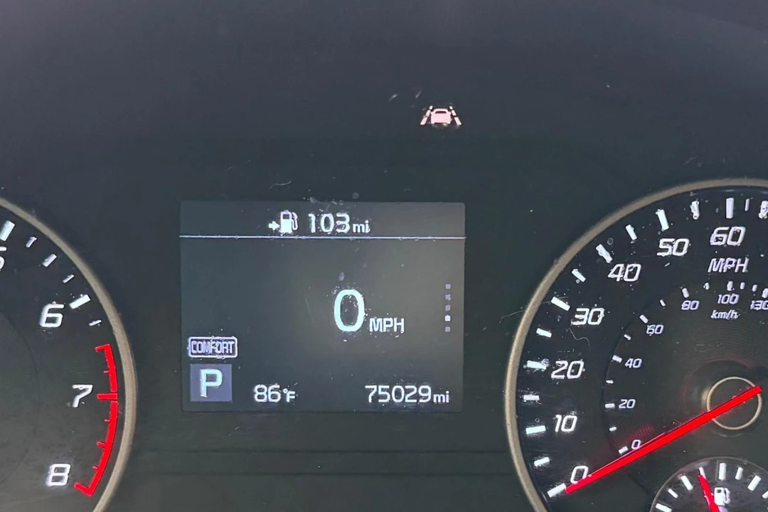 2018 Kia Stinger GT - Image 23 of 31