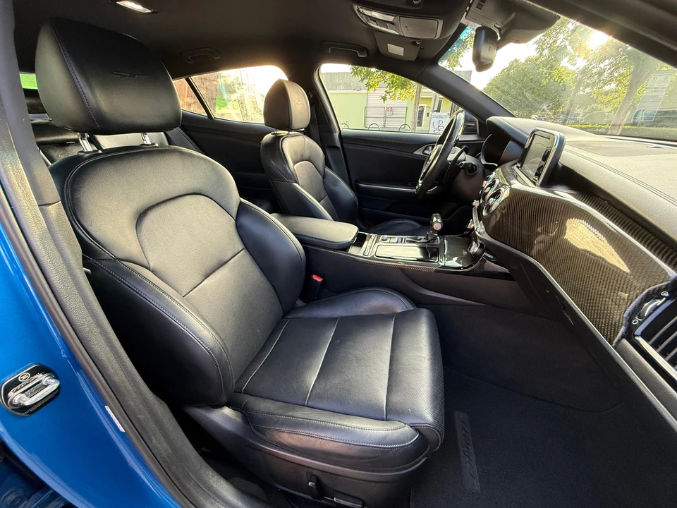 2018 Kia Stinger GT - Image 27 of 31
