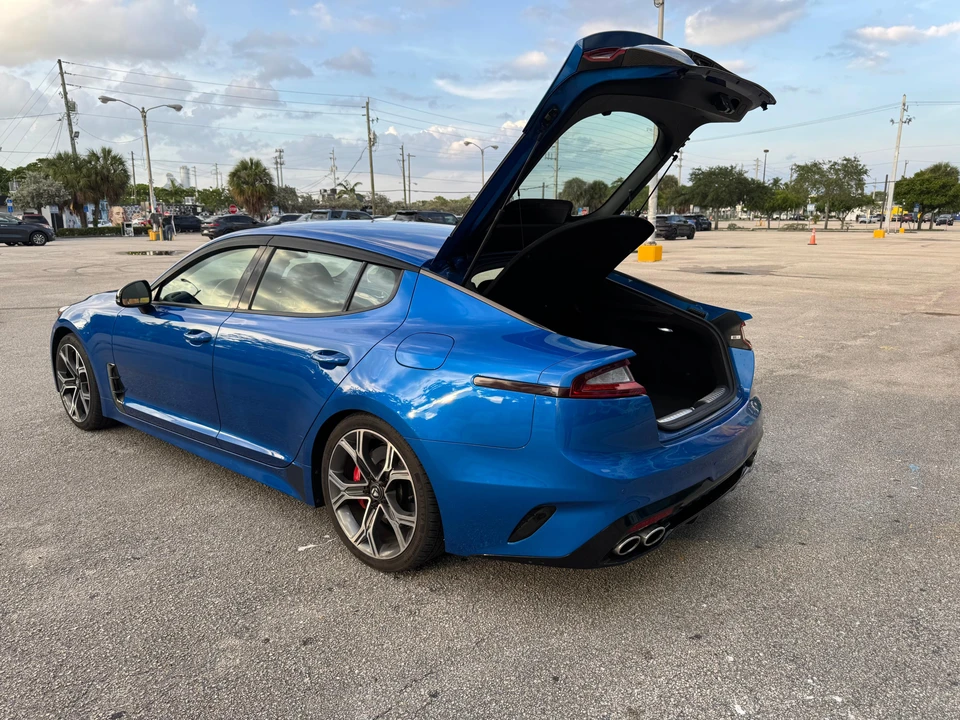 2018 Kia Stinger GT - Image 13 of 31