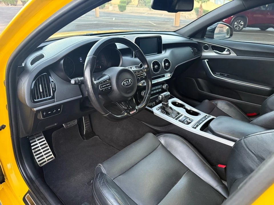 2018 Kia Stinger GT - Image 10 of 21